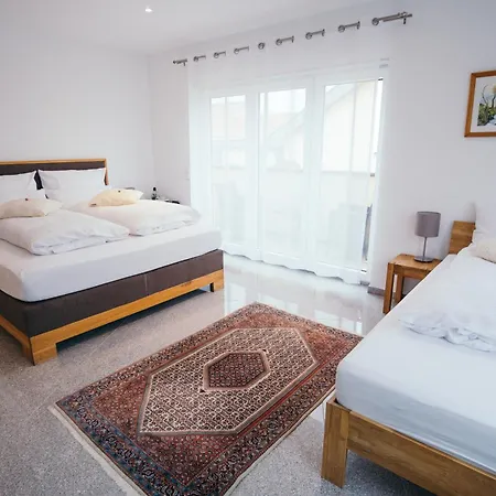 Tullius Rebmeisterei Frühstückspension