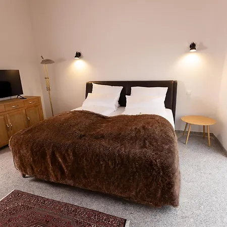 Bed & Breakfast Tullius Rebmeisterei 2*
