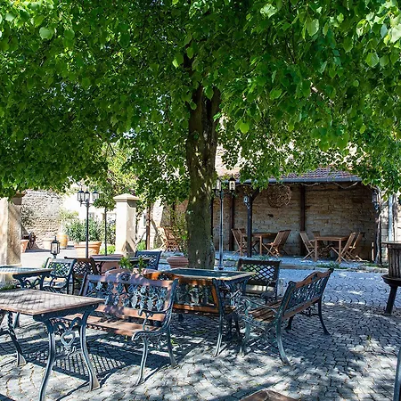 Tullius Rebmeisterei Frühstückspension 3*