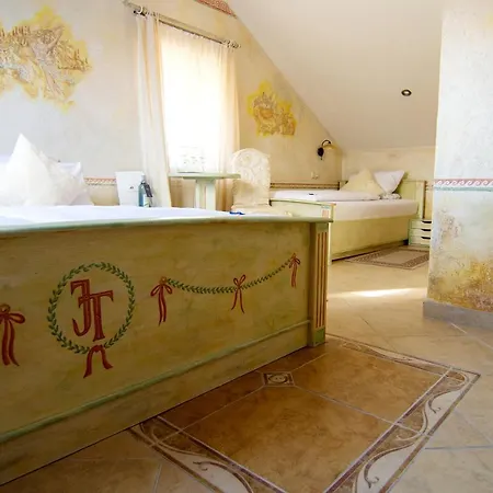 Tullius Rebmeisterei 3*